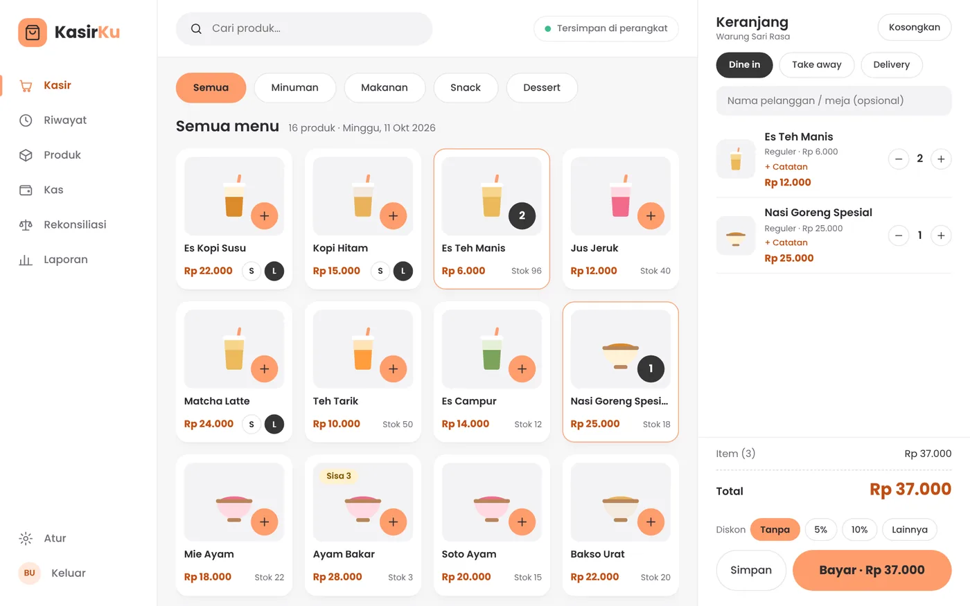 Layar kasir KasirKu: daftar menu minuman dan makanan, keranjang berisi tiga item, tombol Bayar.